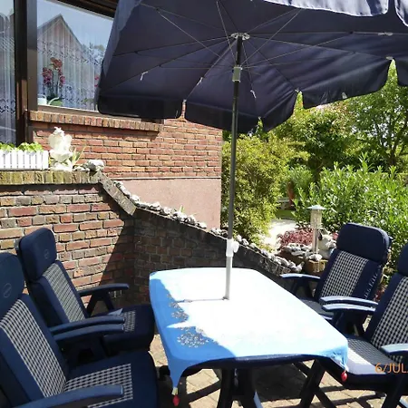 아파트 Rewo-ii-rabe-reusenweg-3-18581-lauterbach